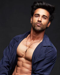 Pulkit Samrat